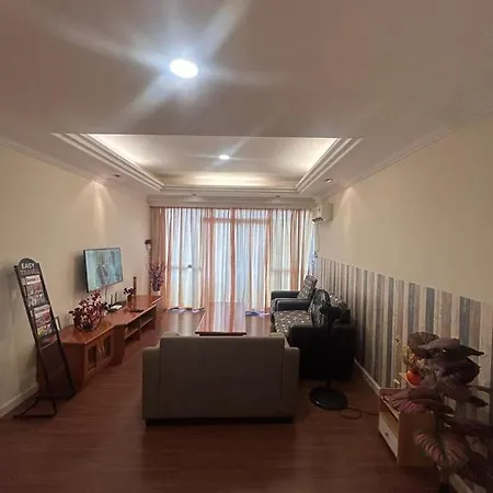 Riverbank Suites Unit 405 Kuching Exterior photo