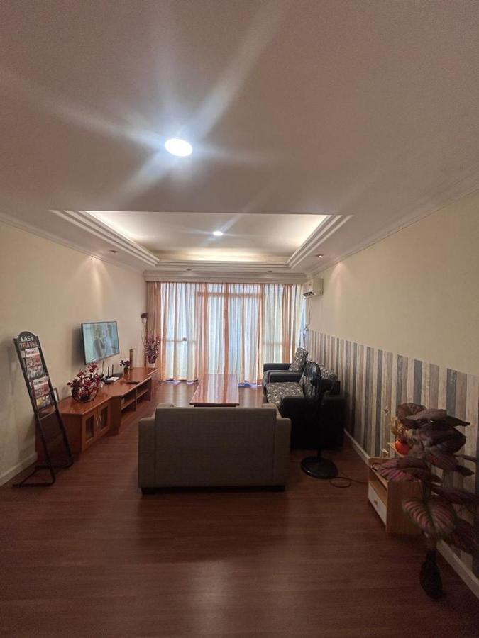 Riverbank Unit 405