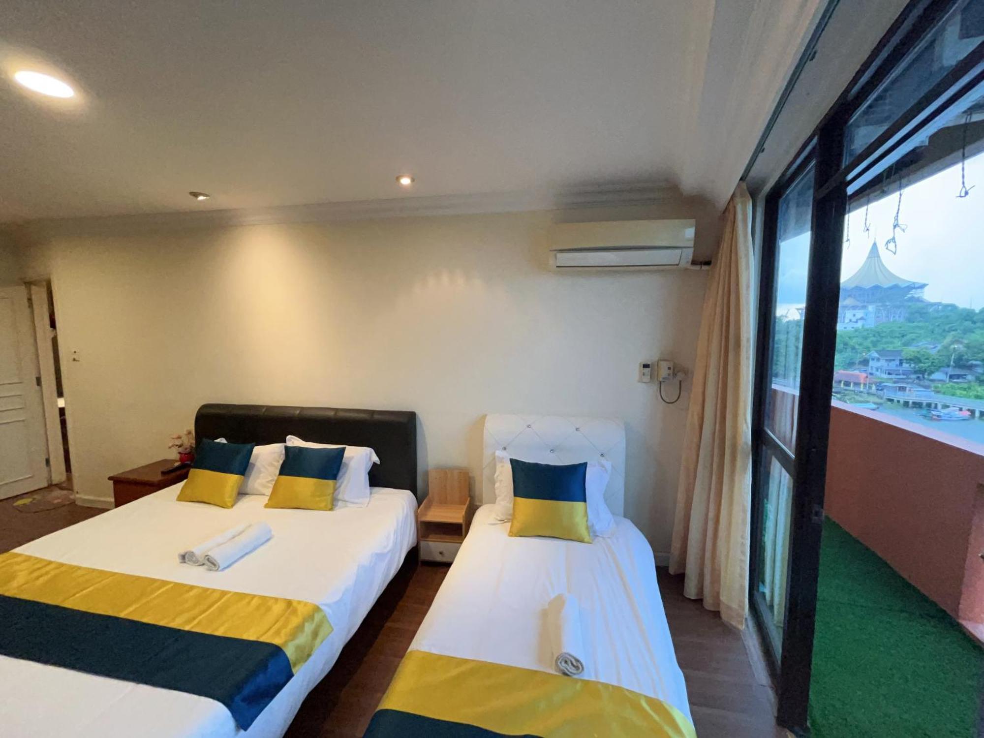 Apartment Riverbank Unit 405